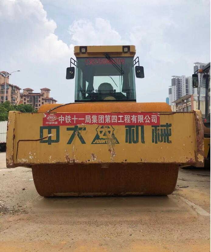 附近壓路機(jī)出租臺(tái)班租賃價(jià)格一般是多少？