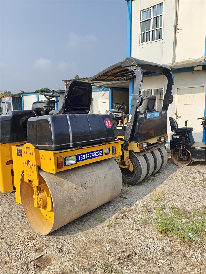 壓路機出租臺班